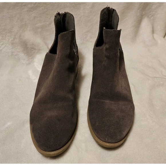 Steve Madden Laramie Gray Suede Cutout Ankle Booties Women's Size 8.5 - Picture 2 of 7